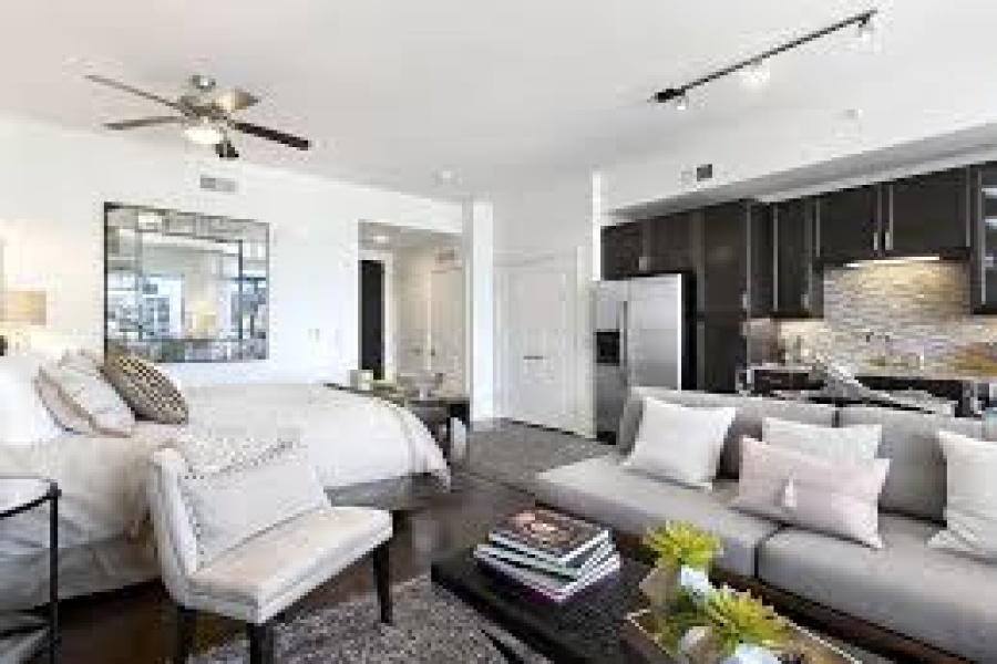 - AvenueWest Phoenix