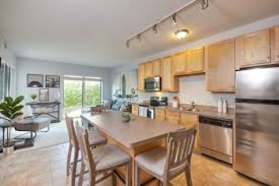 - AvenueWest Phoenix