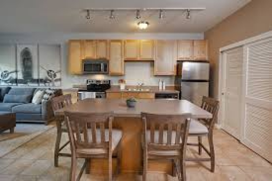 - AvenueWest Phoenix