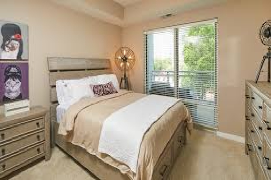 - AvenueWest Phoenix