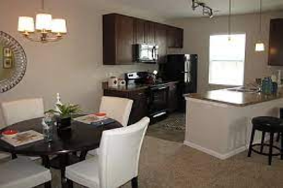 - AvenueWest Phoenix