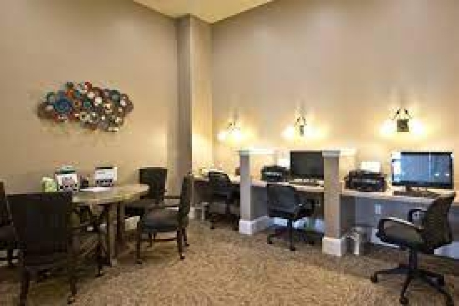 - AvenueWest Phoenix