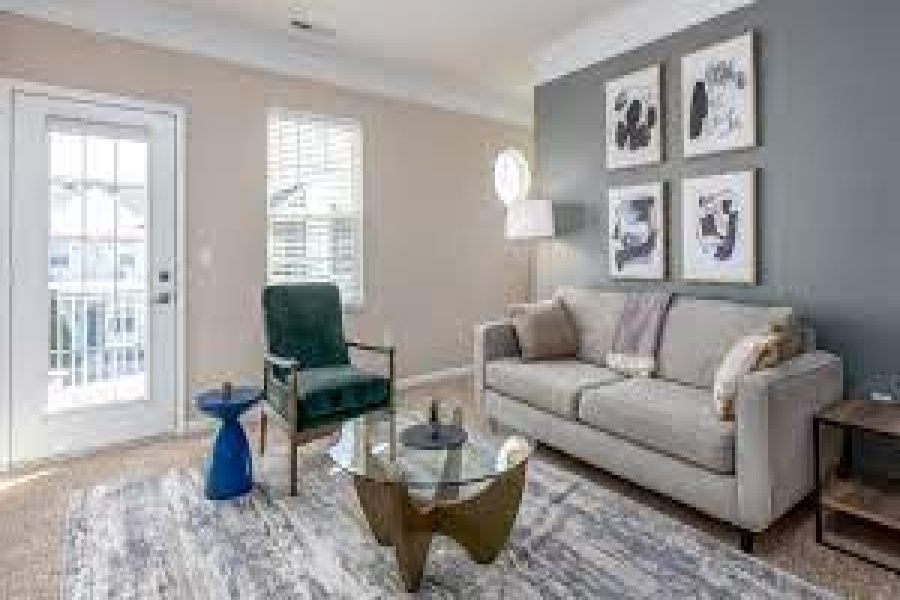 - AvenueWest Phoenix