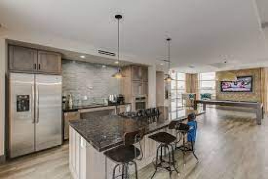 - AvenueWest Phoenix