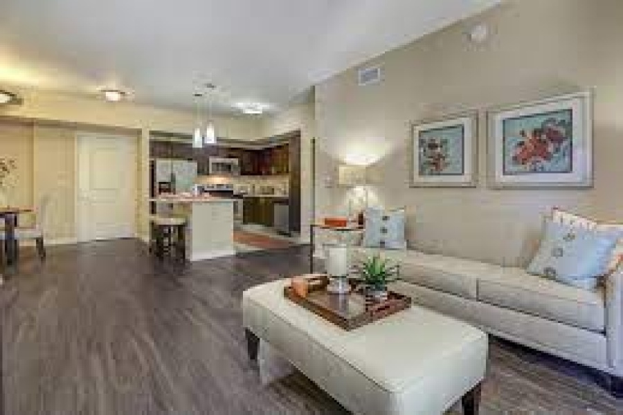 - AvenueWest Phoenix
