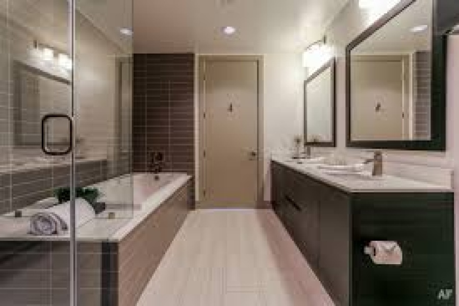 - AvenueWest Phoenix