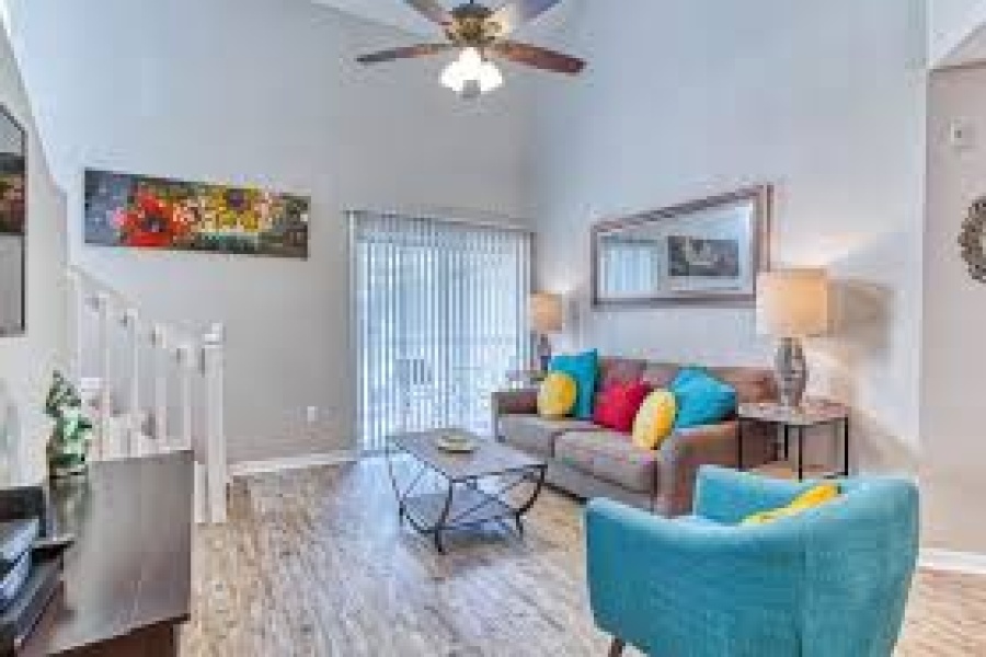- AvenueWest Phoenix