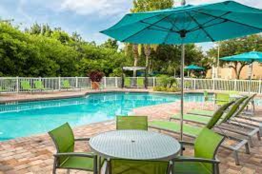 - AvenueWest Phoenix