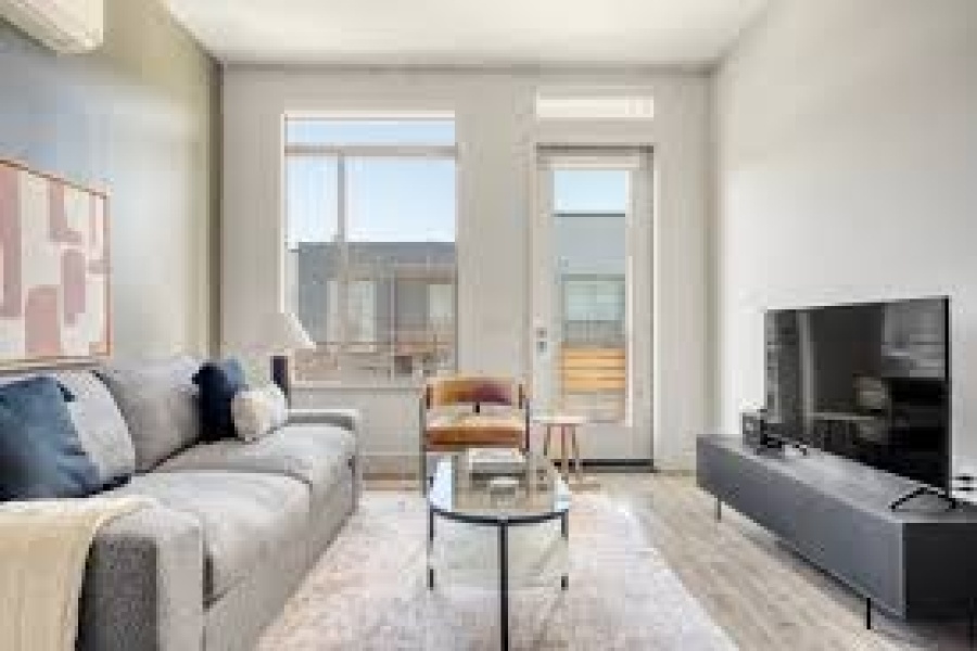 - AvenueWest Phoenix