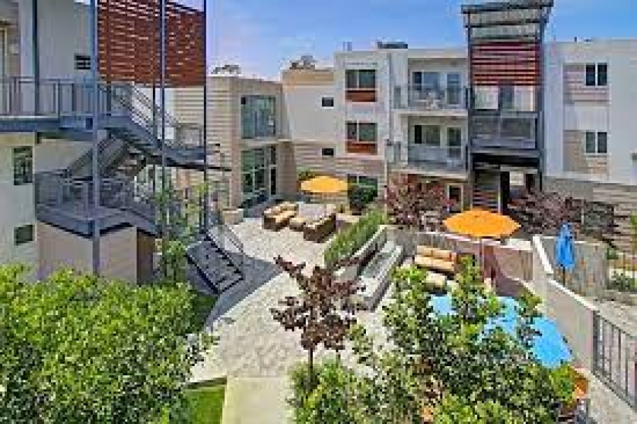 - AvenueWest Phoenix