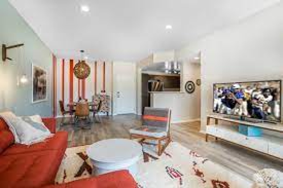 - AvenueWest Phoenix