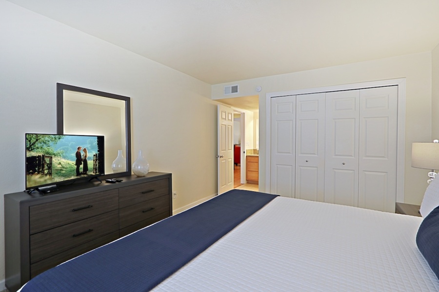 thimg Master Bedroom 2 - AvenueWest Phoenix